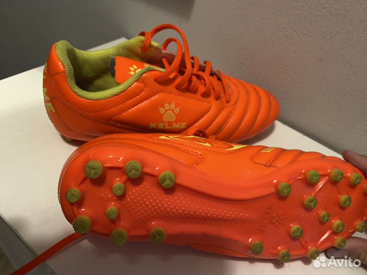 Бутсы сороконожки 36-й размер