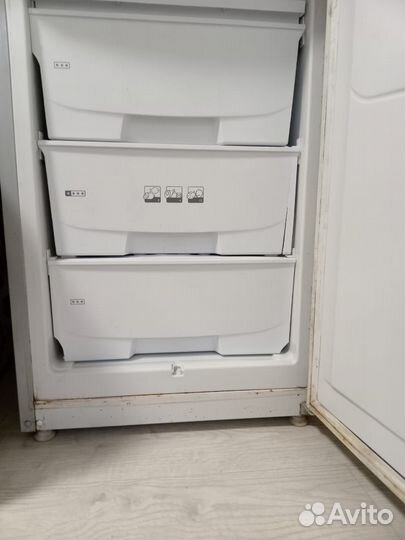 Холодильник двухкамерный бу