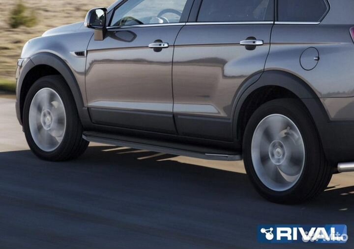 Пороги-подножки Chevrolet Captiva 2011-2015 Premiu