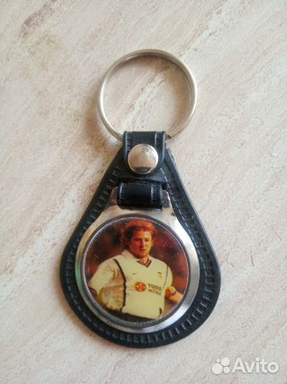 Брелок подвес captain Marvel, sweden