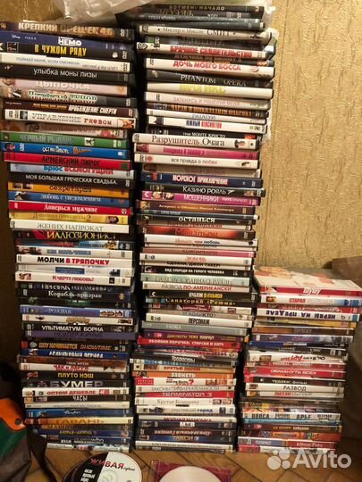 DVD диски в ассортименте