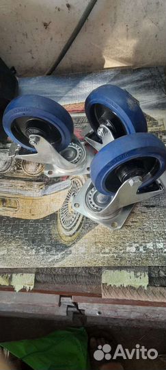 Колесо для тележки