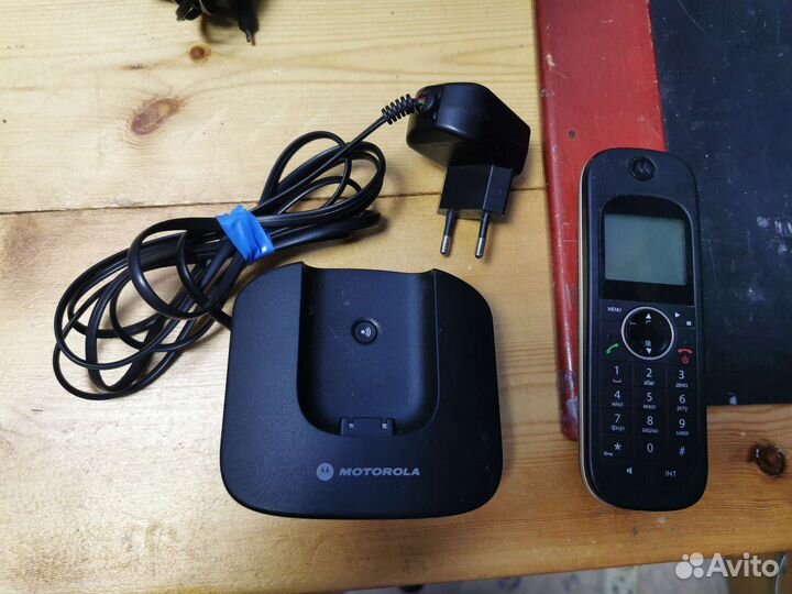 Радиотелефон Motorola D1002