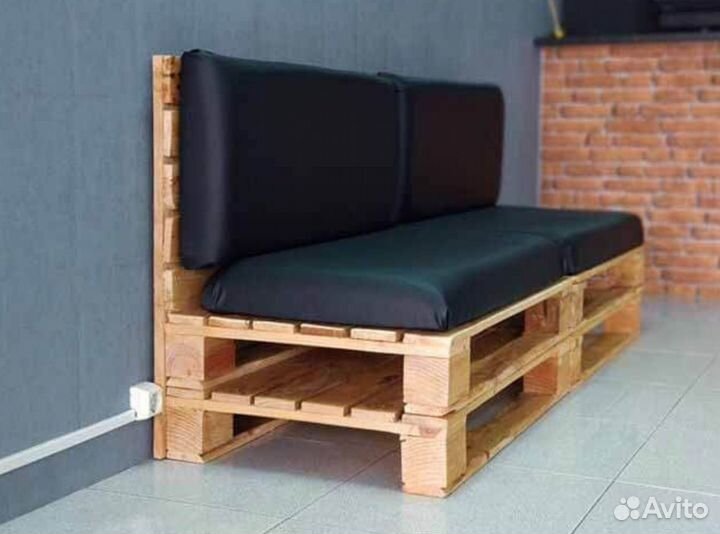 Лавочка из поддонов