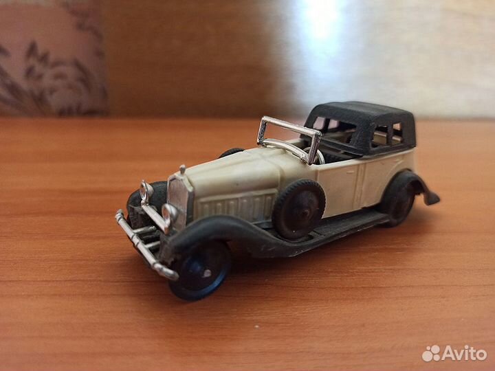 Автомодели Dimler Benz и Hispano suiza