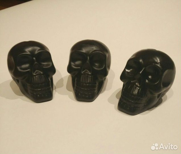 Череп-копилка на Хеллоуин