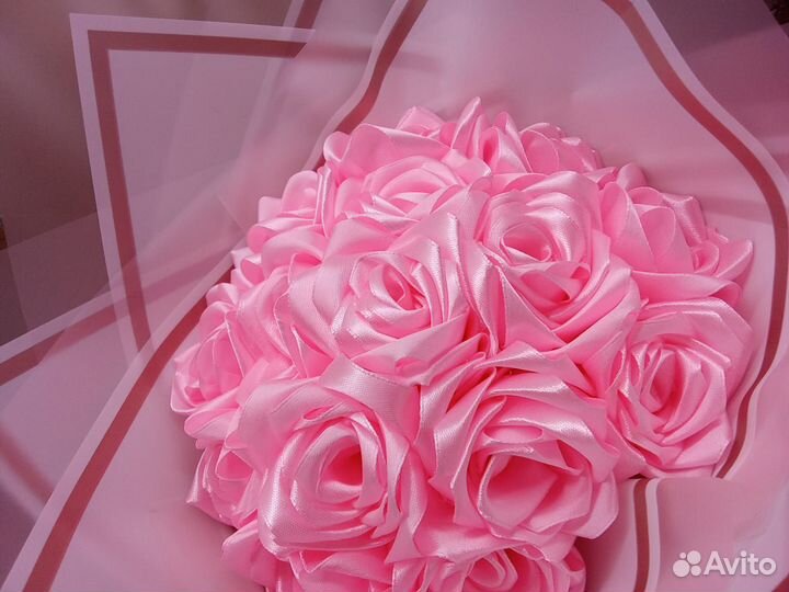 Цветы из атласных лент