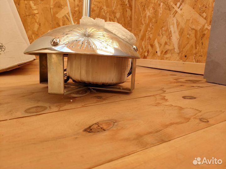 Люстра потолочная новая