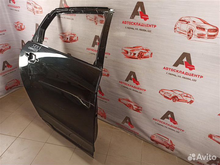 Дверь задняя правая Cadillac Srx (2009-2017)