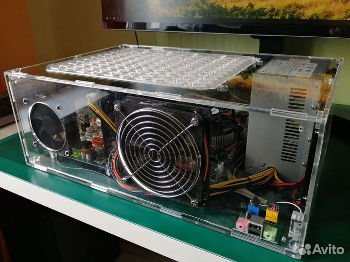 Корпус для компьютера / фермы из оргстекла