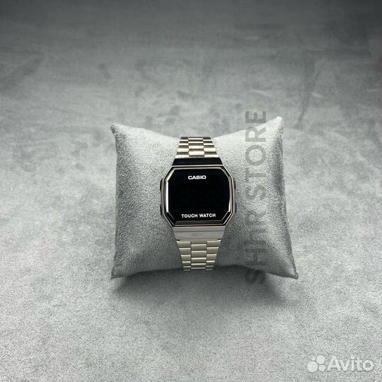 Часы Casio сенсорные