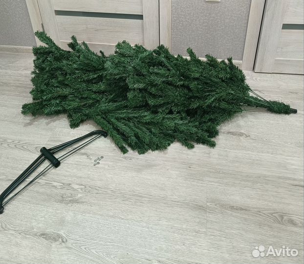 Ель искуственная 210 см