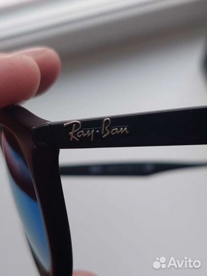 Солнцезащитные очки Ray-Ban унисекс