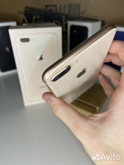 iPhone 8 Plus, 64 ГБ