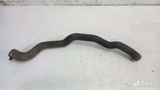 Патрубок радиатора нижний Volvo xc90