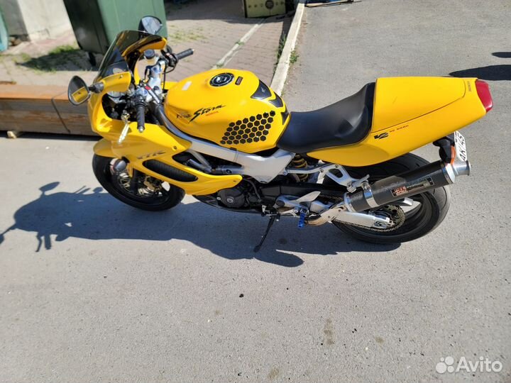 Honda vtr 1000 f