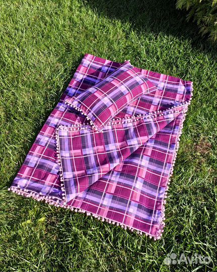 Плед и подушка