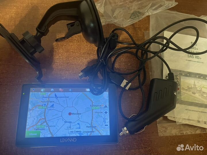 Навигатор Lexand SA5 HD+