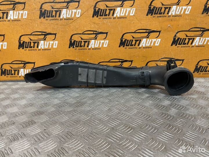 Воздуховод воздушного фильтра Land Rover Discovery