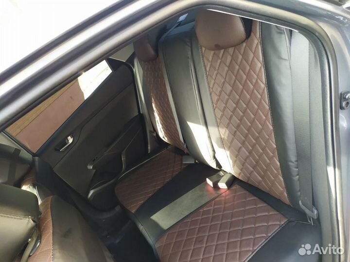 Модельные чехлы Hyundai Solaris и прочее