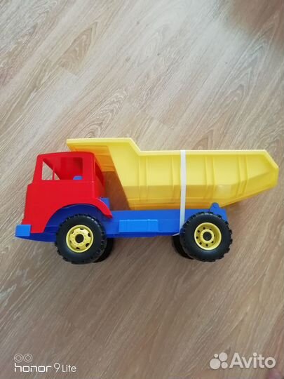 Детская машинка