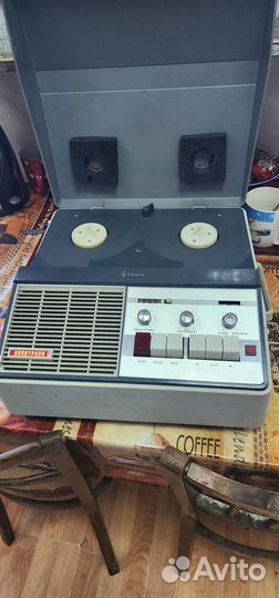 Катушечный магнитофон Hornyphon