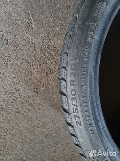 Continental ContiWinterContact TS 860S 275/30 R20