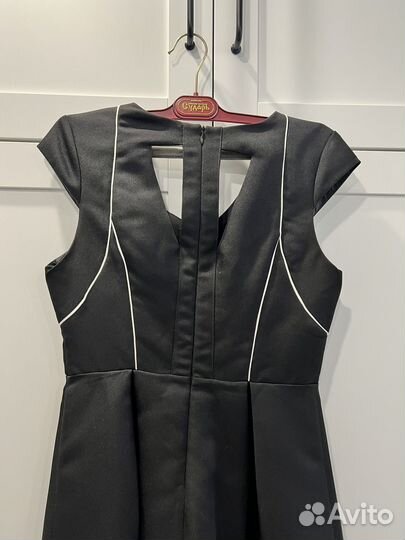 Платье вечернее