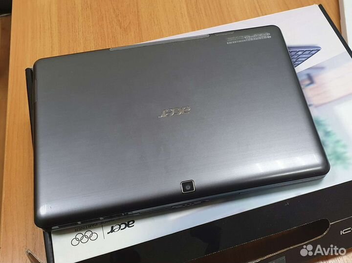 Acer Iconia Tab W500