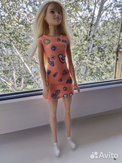 Кукла барби