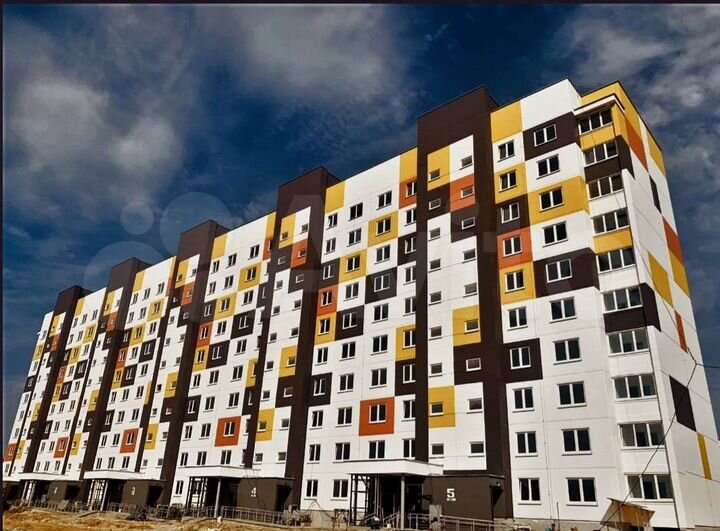 2-к. квартира, 66 м², 1/10 эт.