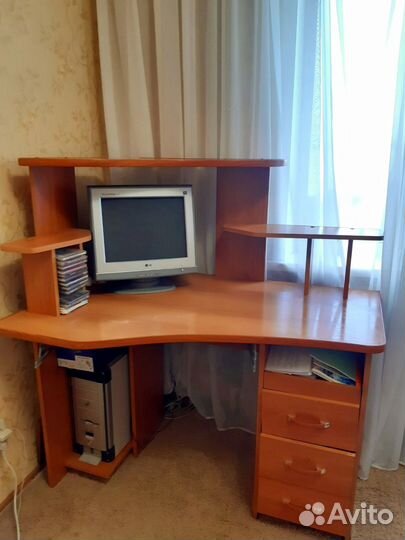 Компьютерный стол бу
