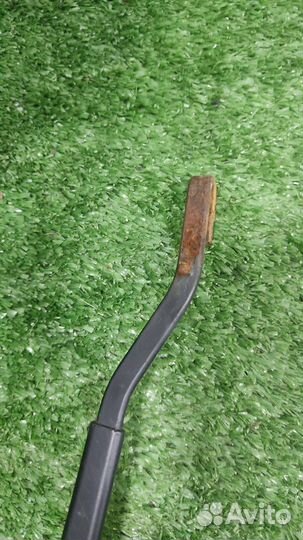 Поводок стеклоочистителя правый Nissan X-Trail T3