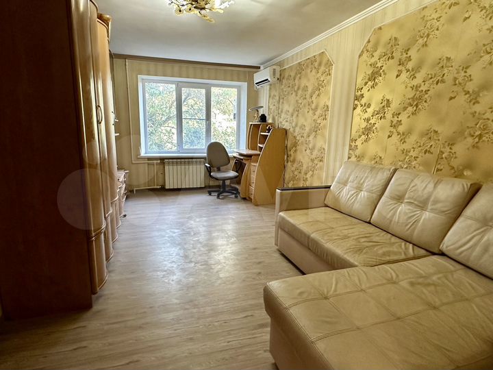 2-к. квартира, 50 м², 4/5 эт.