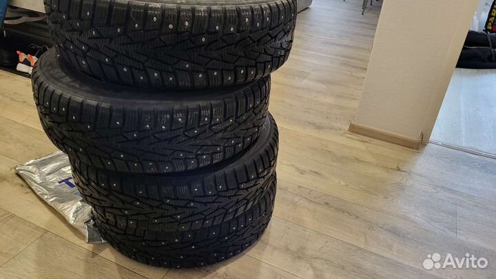 Nokian Tyres Hakkapeliitta 7 175/65 R14 88H