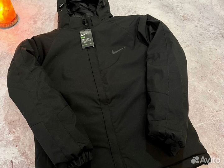 Куртки Nike на зиму
