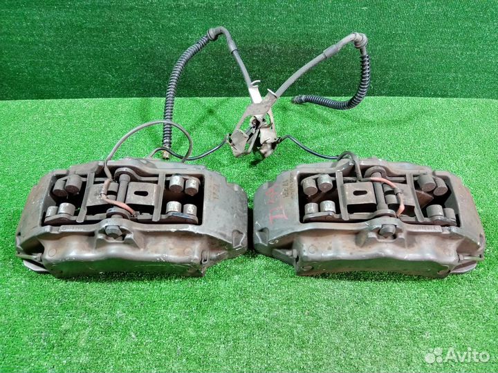 Суппорт тормозной (комплект) передний Volkswagen