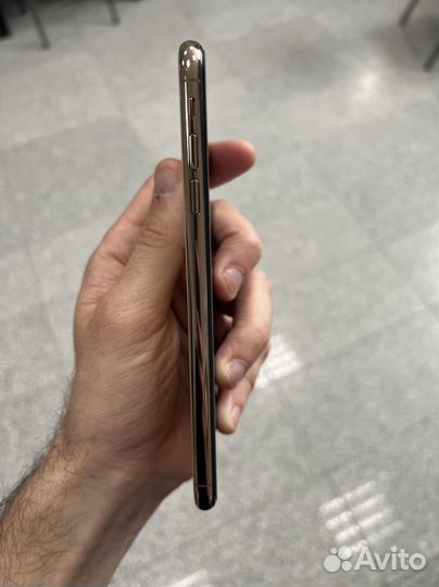 iPhone Xs Max, 64 ГБ