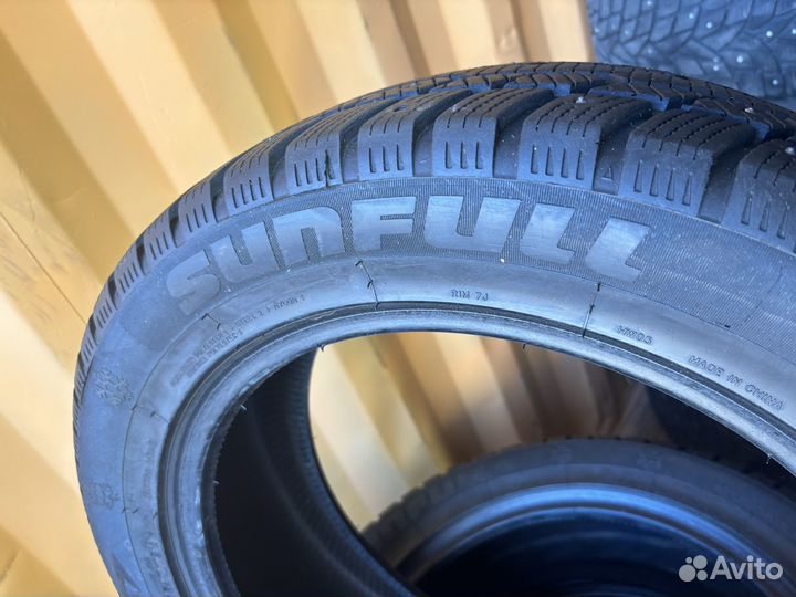 Sunfull SF-W11 215/55 R17 98H