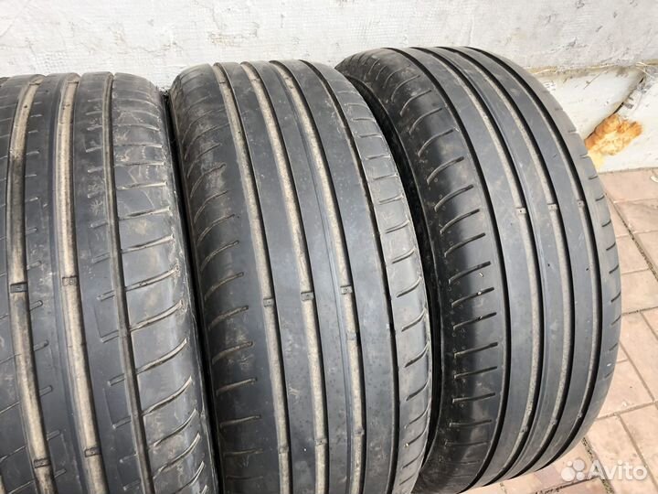 Goodyear Eagle F1 Asymmetric 3 225/55 R17 97Y