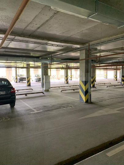 Машиноместо, 17 м²