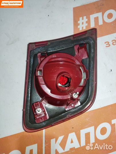 Фонарь крышки багажника правый Mazda 3 BK