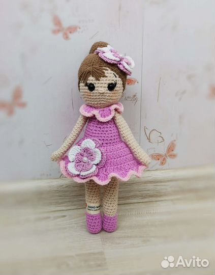 Вязаная куколка, ручная работа