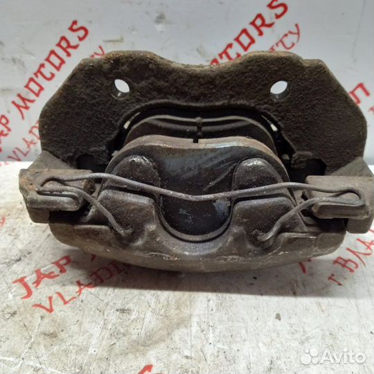 Суппорт тормозной передний правый Mazda 3 BK