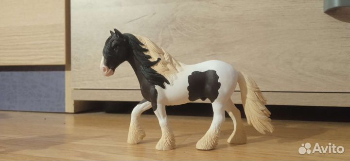 Фигурки лошадей шляйх
