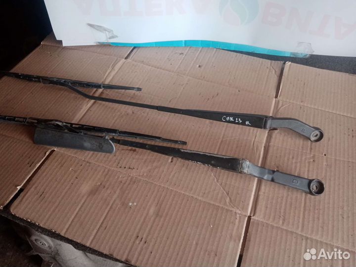 Поводок дворников Киа Спектра