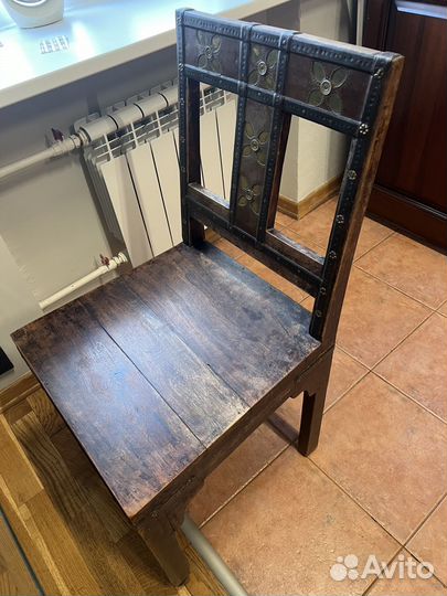 Стулья из массива под антиквариат