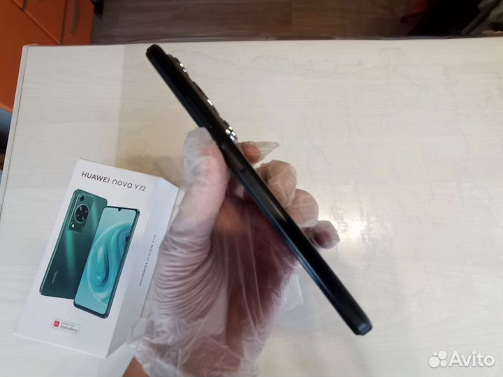 HUAWEI nova Y72, 8/128 ГБ