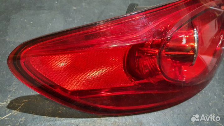 Стоп-сигнал задний левый Volkswagen Passat CC 2.0