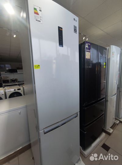 Холодильник Лж 203 см высота